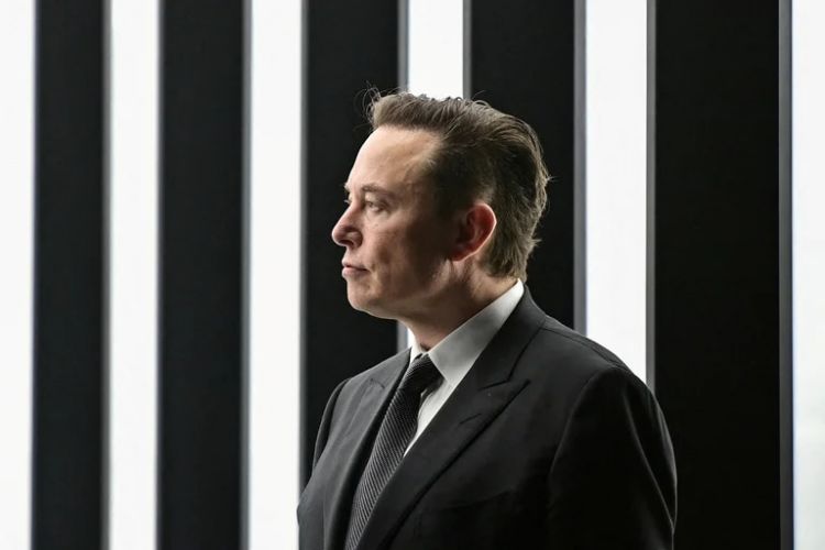 Elon Musk prepara robots con personalidades humanas