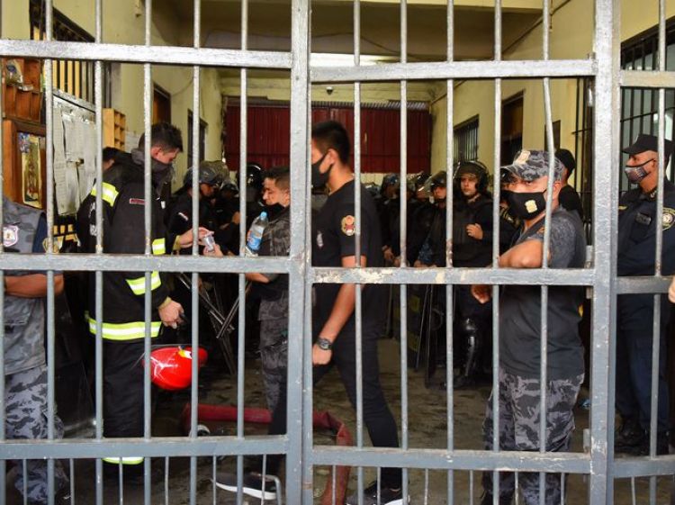 Hallan muerto a recluso en Tacumb