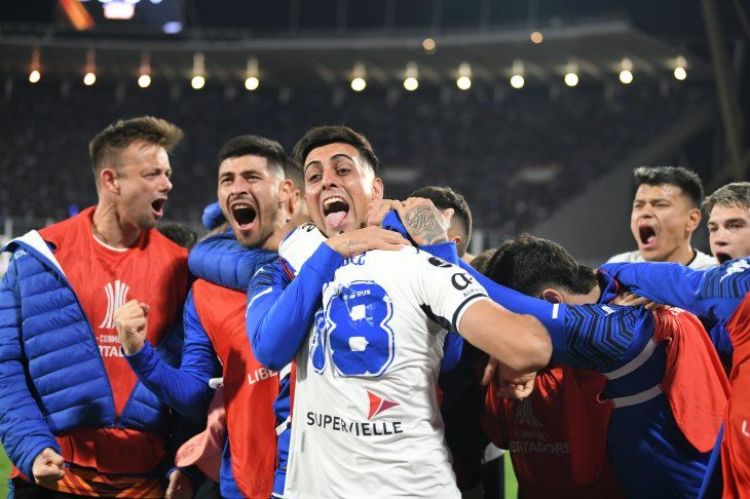 Vélez Sarsfield de José Florentín se instala en semifinales