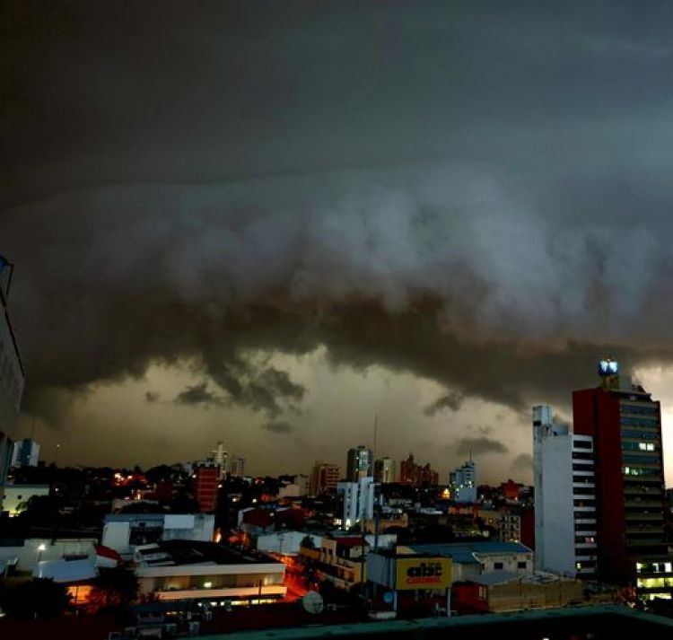 Mircoles de lluvias y tormentas elctricas
