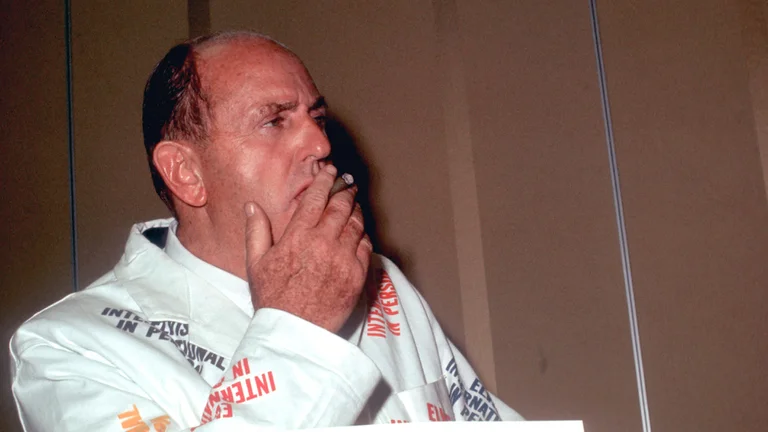 Nombre falso y falta de escrúpulos: el maldito manager de Elvis, el hombre que lo llevó a la fama y al abismo final