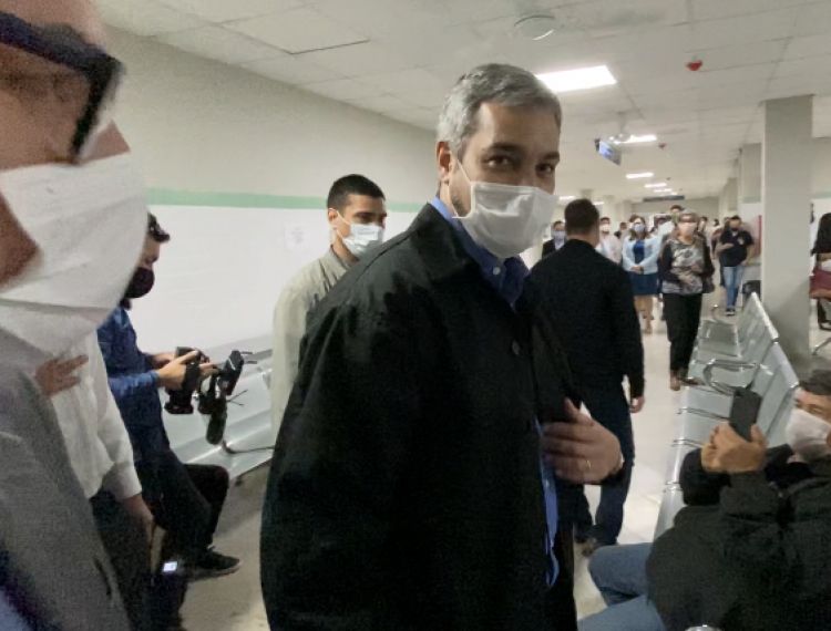 Mario Abdo afirma que "nadie debe tener privilegios" sobre medidas contra el Covid-19