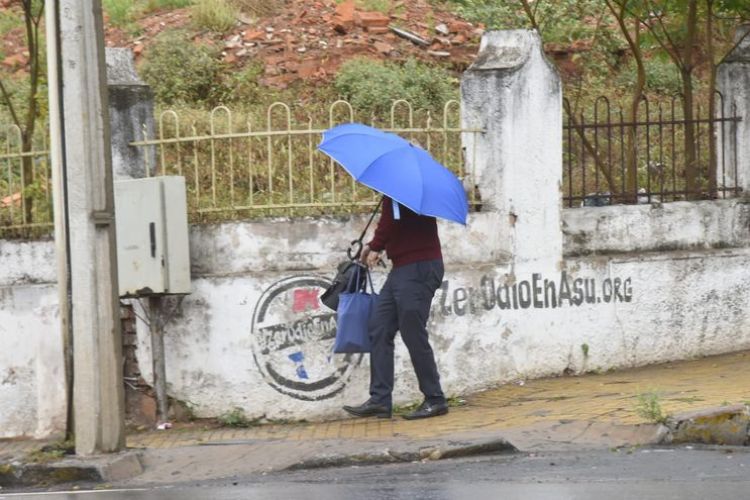 Pese al amanecer fresco, hoy se anuncia la ltima jornada clida