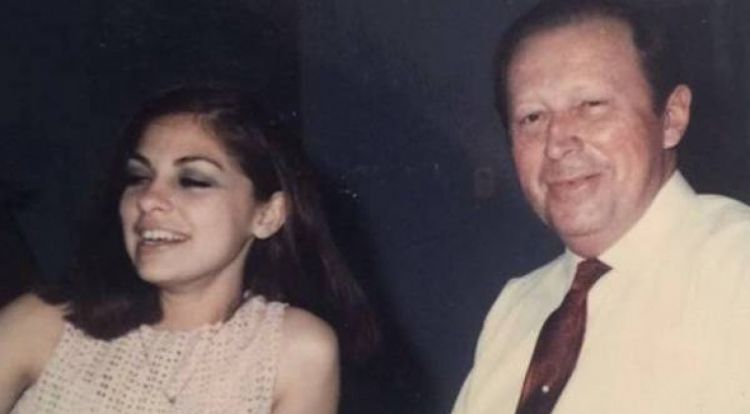 Tras pedido de la "familia secreta" de Stroessner, justicia brasilea aprueba exhumar restos del exdictador