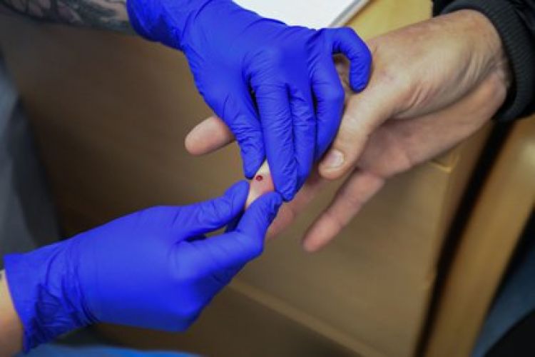 Florida: ladrones robaron un milln de dlares en guantes que estaban destinados a hospitales