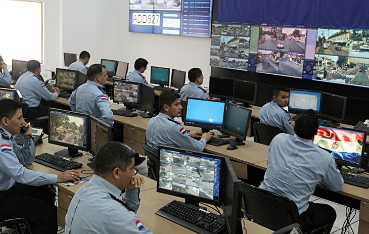 Más de 1.500 bromas diarias recibe el 911