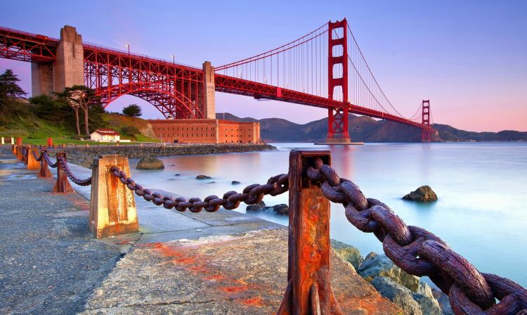 A qué se debe el extraño sonido de un "monje cantando" que emite el puente del Golden Gate en San Francisco