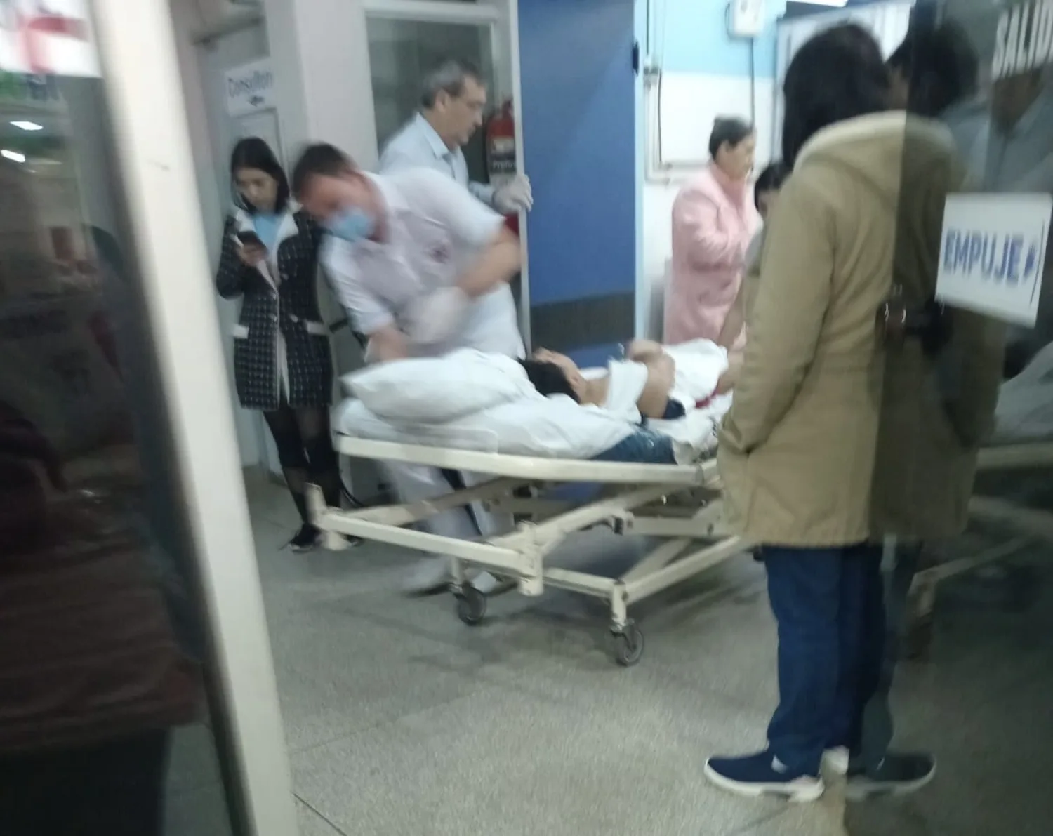 Un supuesto delincuente es herido de bala en Ponta Porã y auxiliado a una clínica privada en PJC