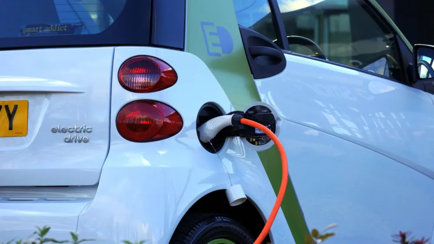 Auge de autos eléctricos: Los movidos a combustible salen de la lista de los diez más vendidos en China