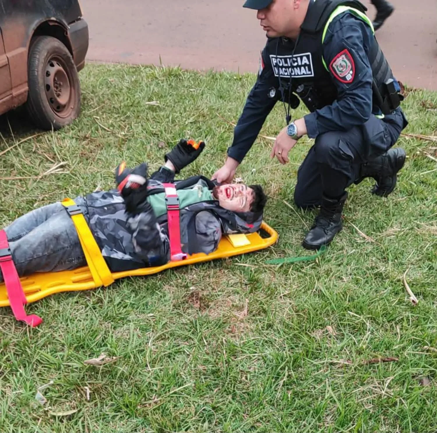 Motociclista sufre graves heridas tras un choque sobre la Ruta PY05 en Pedro Juan Caballero