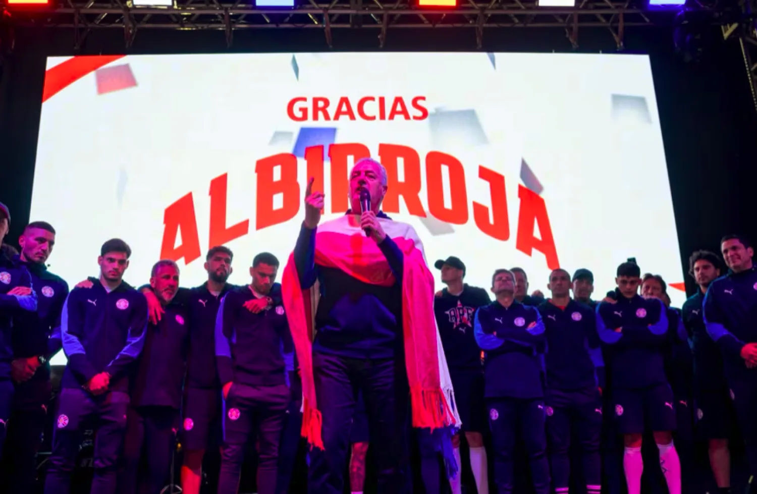 Alfaro: “Defiendan esta llama que estos chicos volvieron a encender”