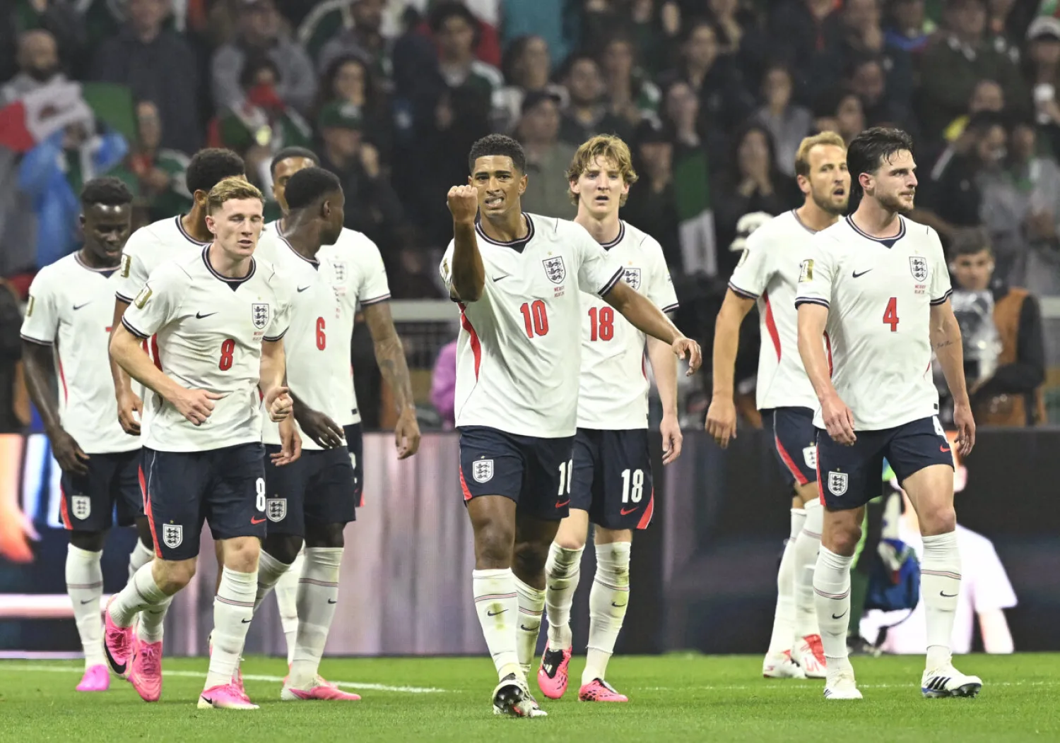 Inglaterra elimina a México en el Estadio Azteca y se mete a cuartos