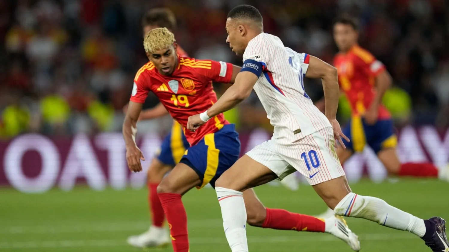 Francia y España disputan un clásico con sabor a final anticipada