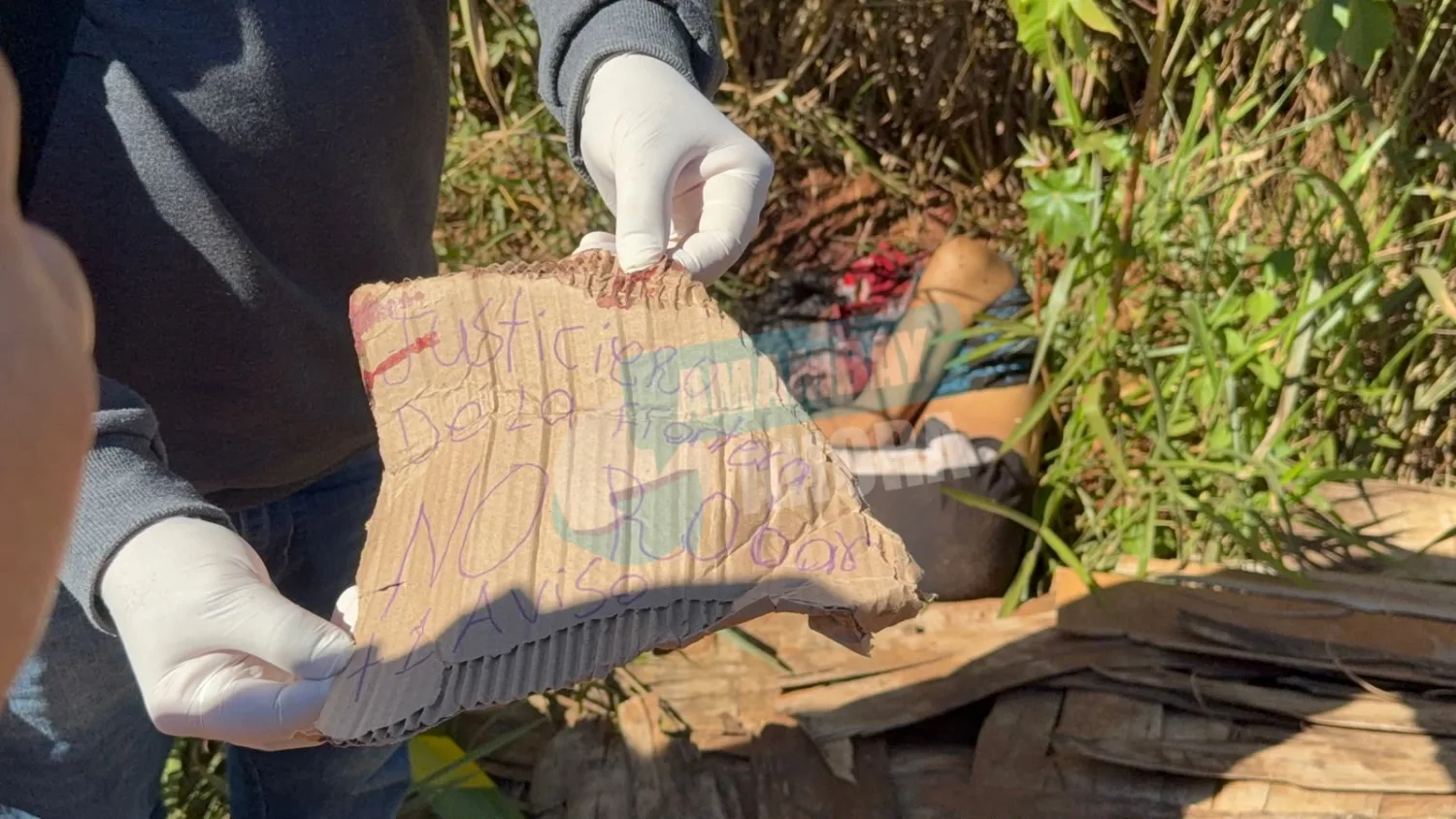 Hallan el cadáver decapitado de una mujer con un mensaje de advertencia en Pedro Juan