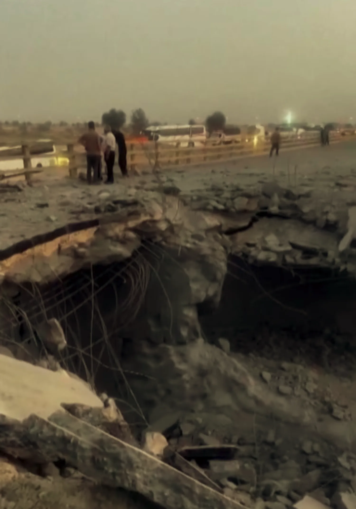 Estados Unidos cumplió la advertencia de Trump y destruyó puentes claves en Irán durante su última ofensiva nocturna