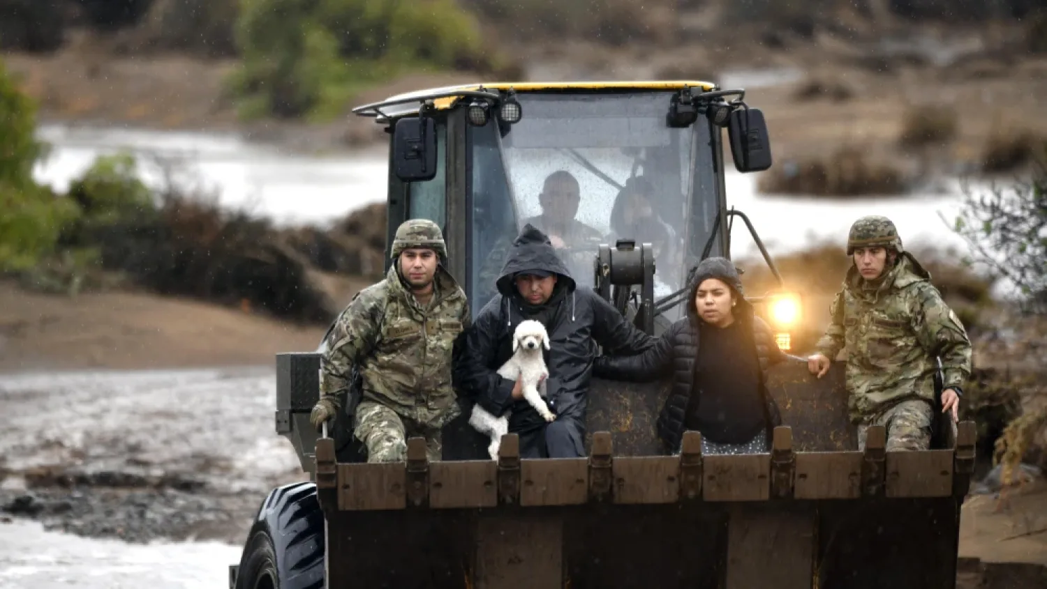 Chile: Feroz temporal deja cinco muertos y casi 100.000 aislados