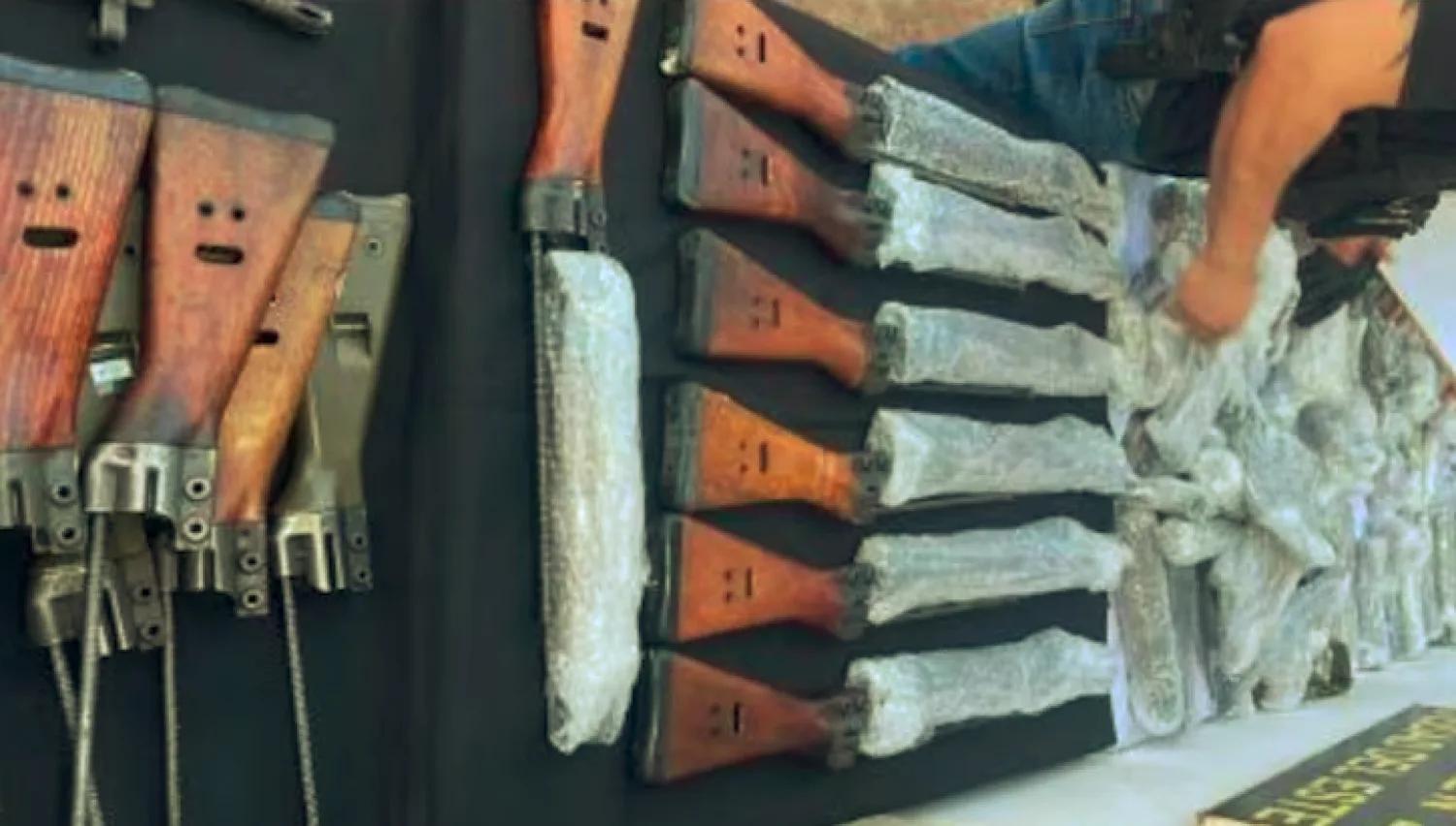 Armas incautadas fueron usadas por la Guardia Civil de España