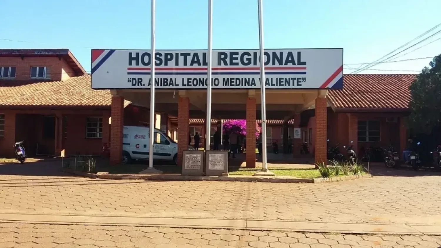 Un choque de motocicleta contra una columna se cobra la vida de un adolescente