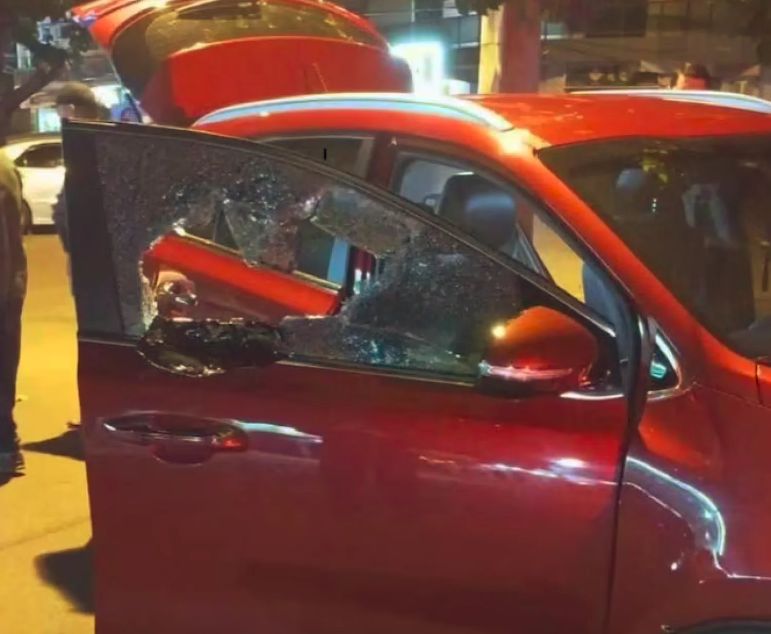 Roban G. 12 millones a secretario de aduaneros: afirma que “no es mucho dinero”