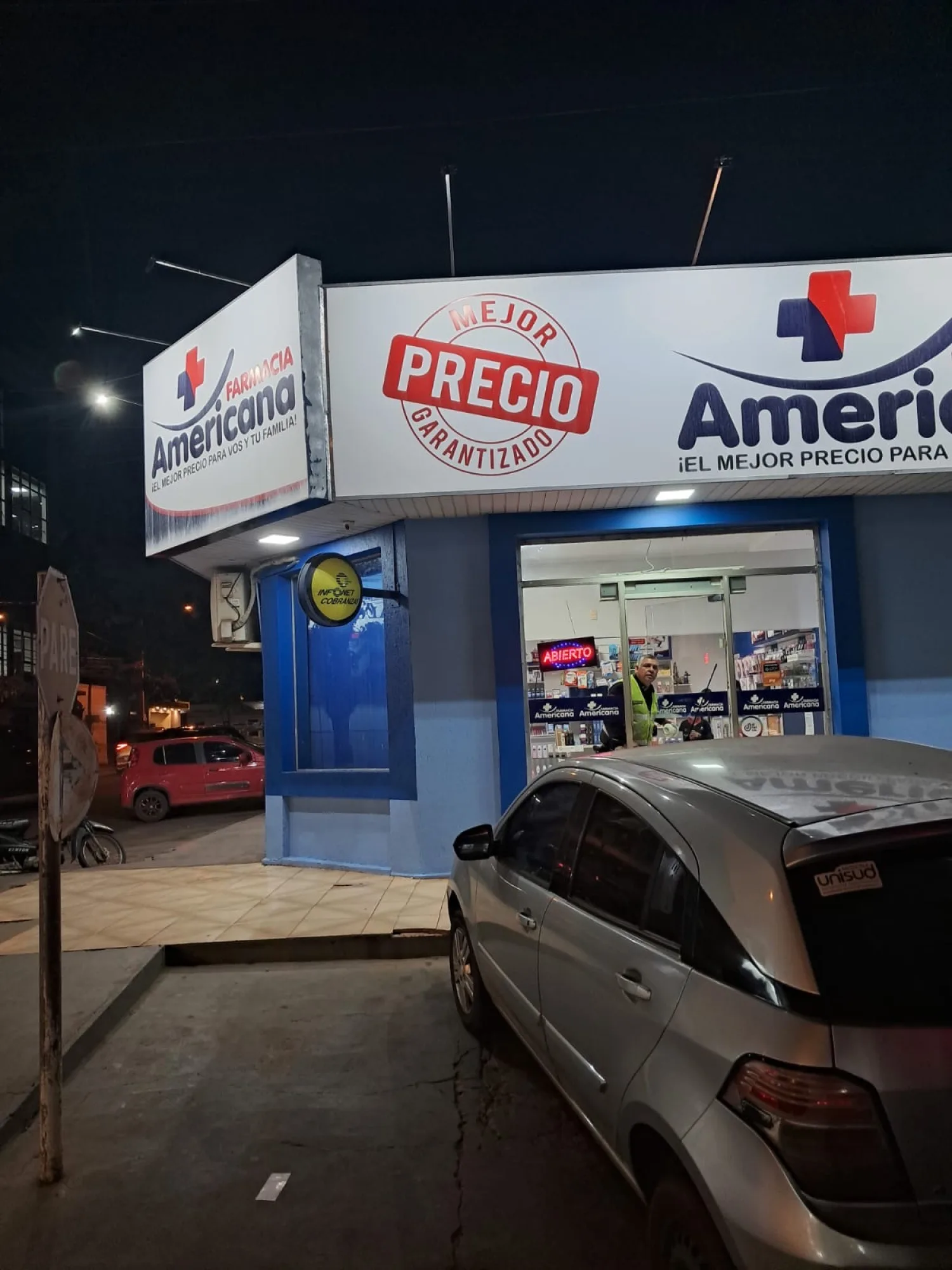 Robo a farmacia: delincuentes llevan medicamentos para adelgazar