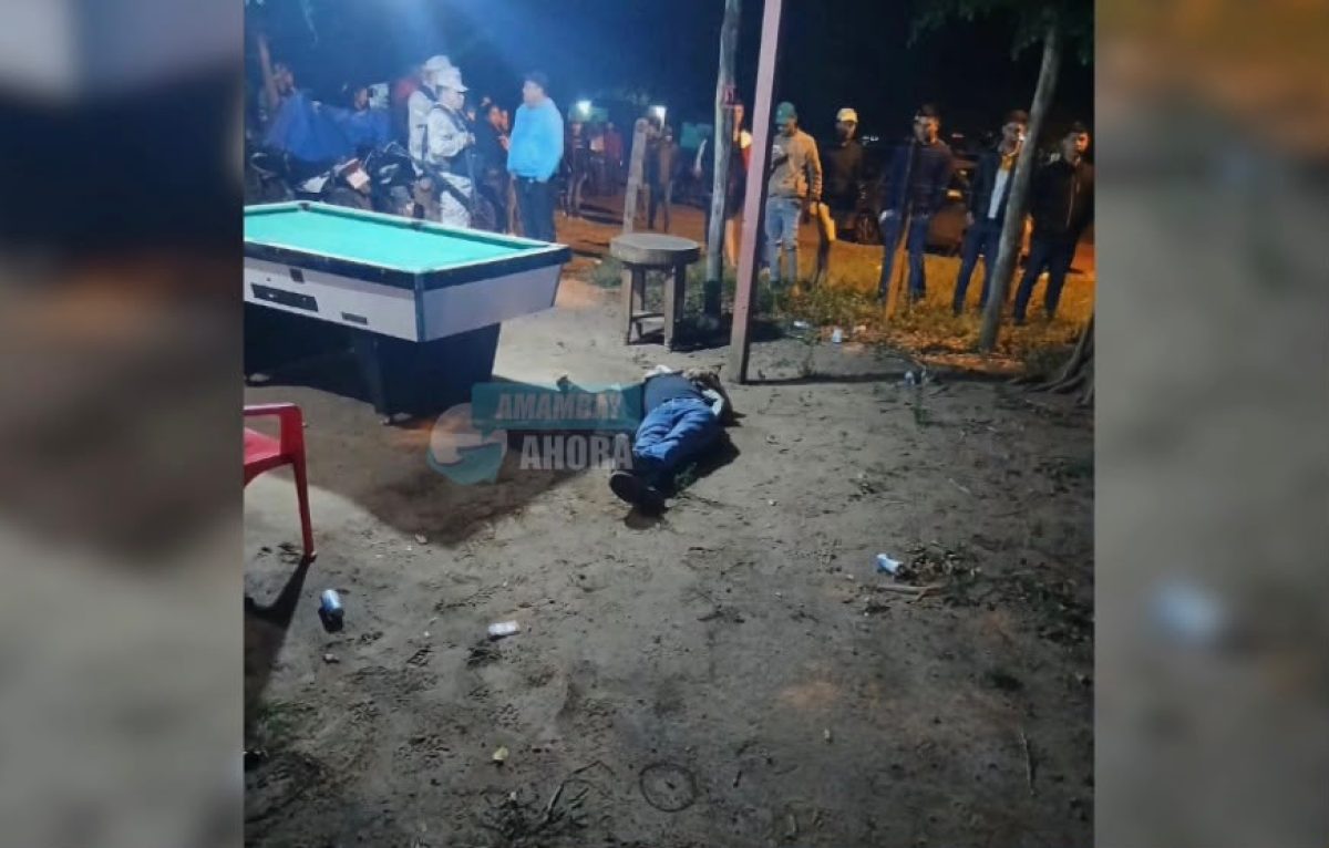 Hombre es asesinado a balazos mientras jugaba billar en una bodega