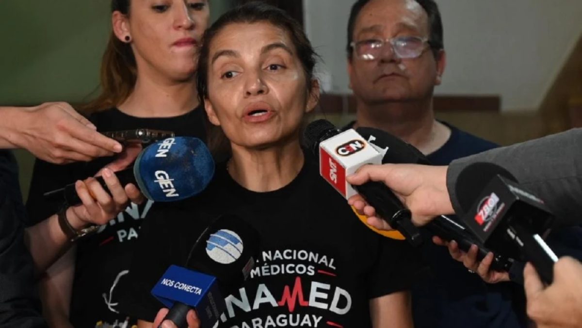 Médicos rechazan que ministro Fretes “denigre” al gremio y condicione suba salarial ligada a productividad