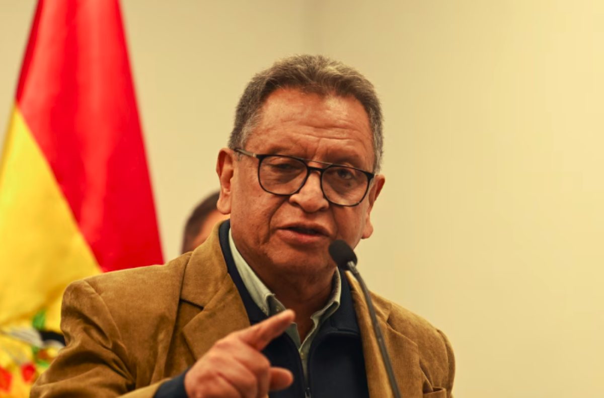 Bolivia confirma 14 detenidos en un operativo policial y el gobierno acusa a la Fiscalía de proteger al narcotráfico