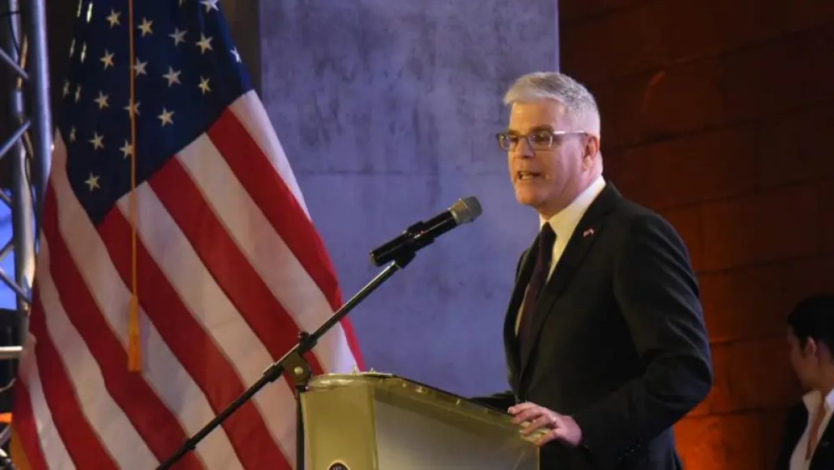 Ex embajador de EEUU en Paraguay felicita a Soledad Núñez por la Intendencia
