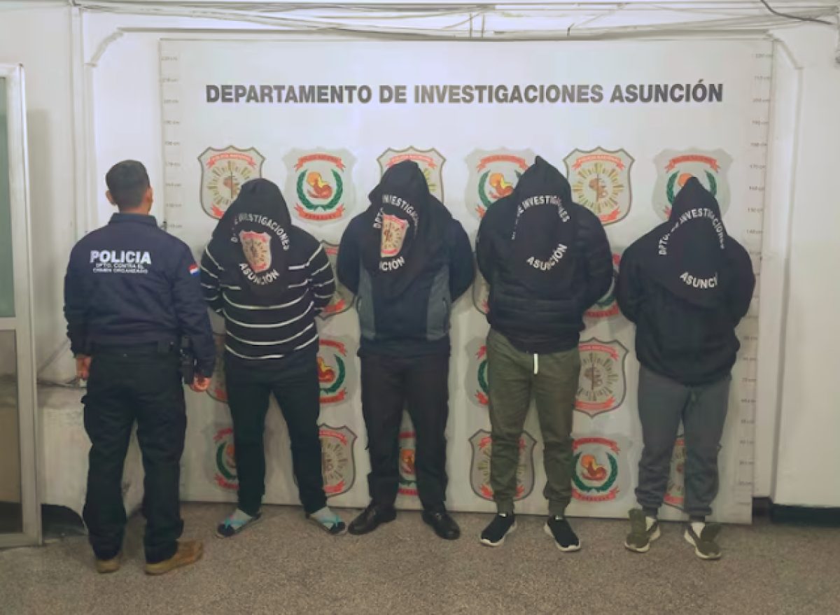 Cuatro guardiacárceles terminaron aprehendidos tras fuga de reos en Emboscada