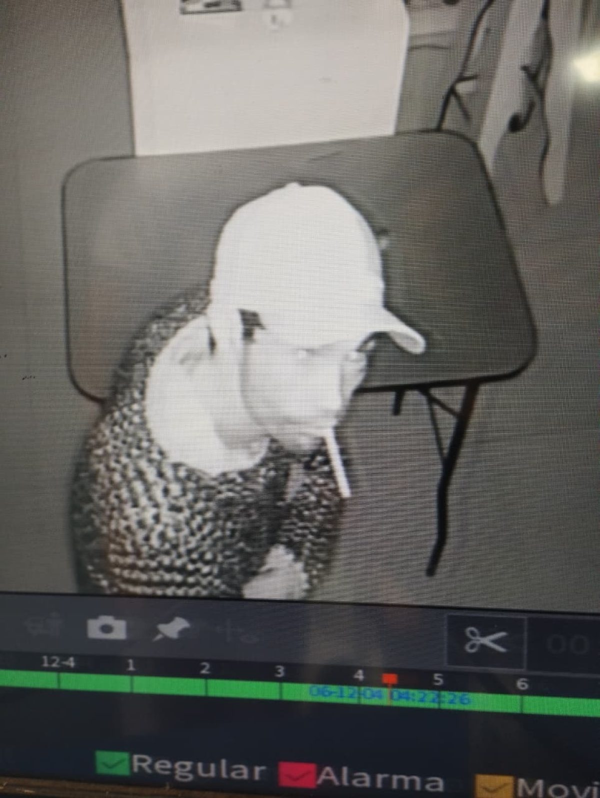 PJC: Sospechoso de hurto en veterinaria es identificado por cámaras y es buscado