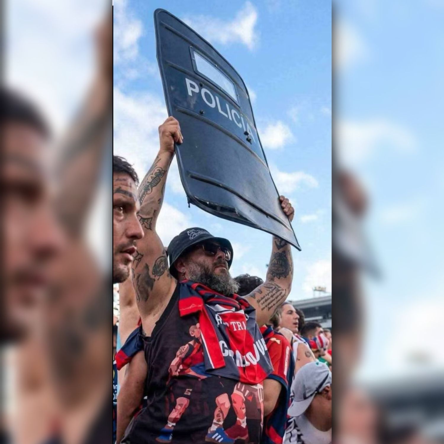 Cae barrabrava de Cerro Porteño que robó escudo de antimotines durante el superclásico